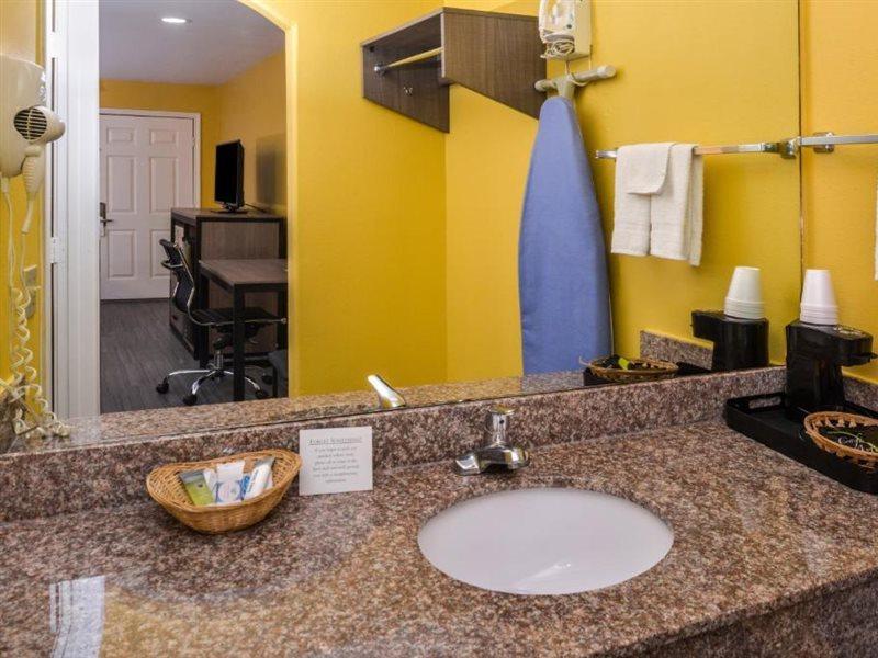Americas Best Value Inn West Columbia Ngoại thất bức ảnh