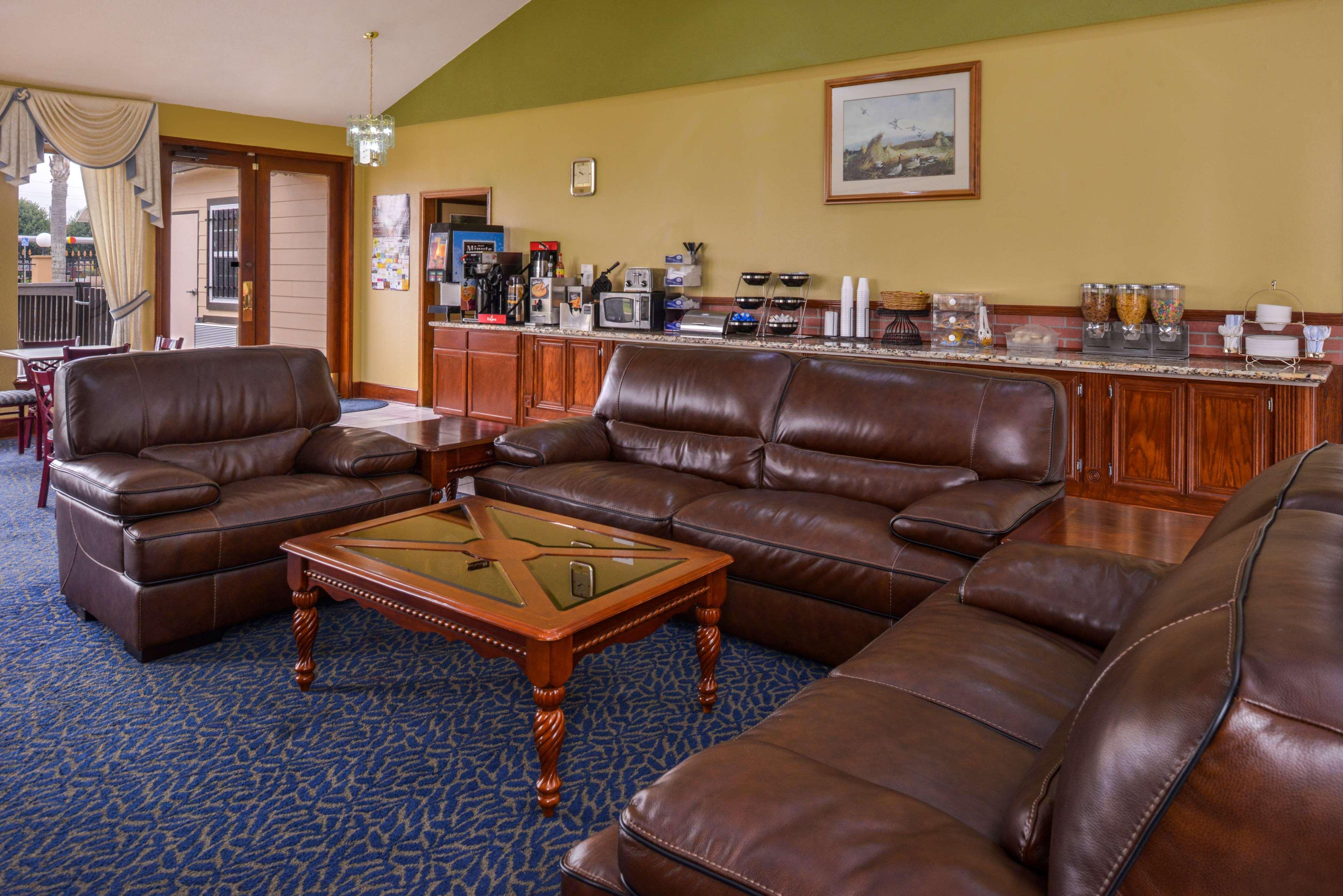 Americas Best Value Inn West Columbia Ngoại thất bức ảnh
