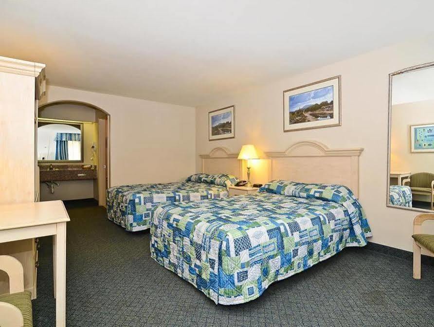 Americas Best Value Inn West Columbia Ngoại thất bức ảnh